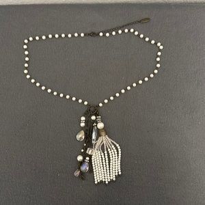 Women’s plunder necklace